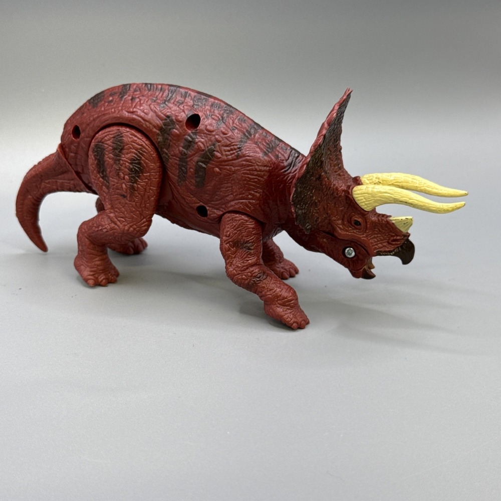 Triceratops Roar And Bite Figure light Up Eyes PVC Toy Dino Red Plastic 9"